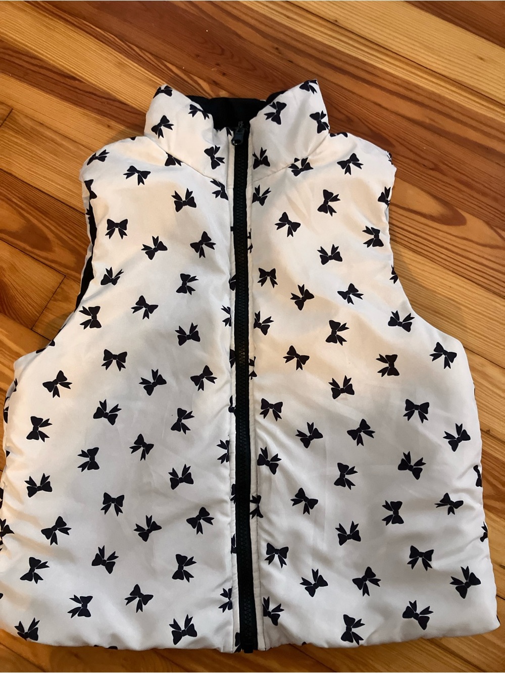 Girls reversible vest, size 10/12